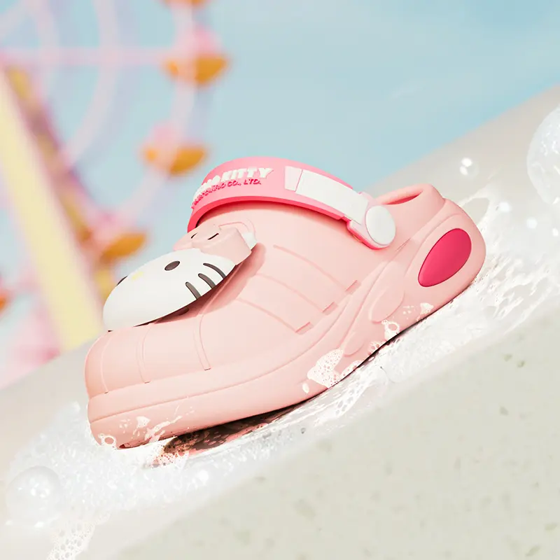 New Sanrio Hello Kitty Hole Sandals Slippers Kt Cat Sandals Kawaii Eva Anime Home Beach Shoes Summer Slippers Adult Kids Gifts