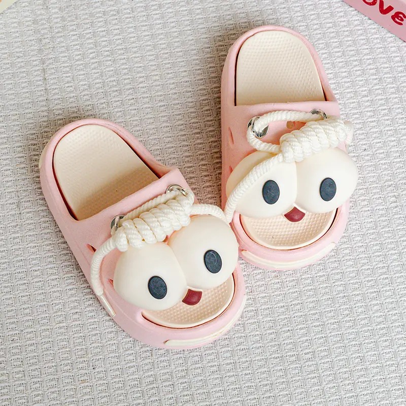 New Popular Cartoon Big Eyes Versatile Girls Eva Slippers Fashionable Double Soft-Soled Non-Slip Sandals 831
