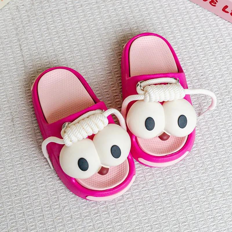 New Popular Cartoon Big Eyes Versatile Girls Eva Slippers Fashionable Double Soft-Soled Non-Slip Sandals 831