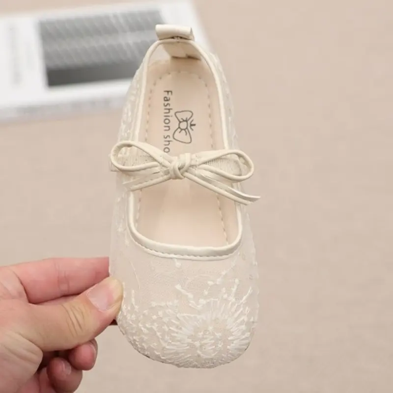 Girls Spring Summer Shoes Newly Comfort Soft Sole Kids Shoes Breathable Non-Slip Casual Sandals Flexible Elegant Princess Flats