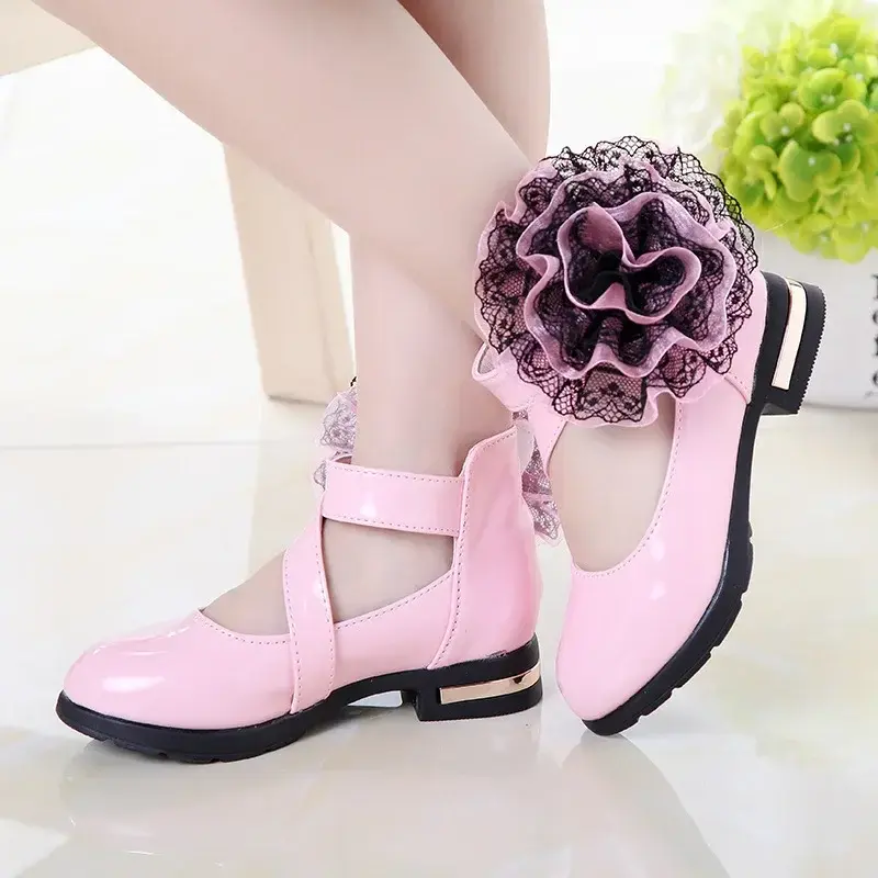 Girls Leather Shoes Big Lace Flowers Soild Color 2025 New Kids Performance Shoes Chic Soft Sole Children Fashion Shoes Glossy