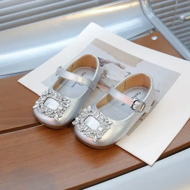 Toddler Girls Dance Shoes Princess Shiny Crystal 2025 New Kids Leather Shoes Pu Soft Sole Non-slip Children Flat Shoes Wedding