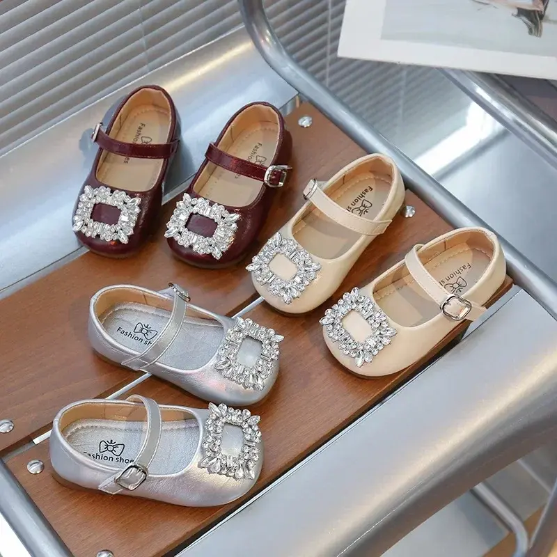 Toddler Girls Dance Shoes Princess Shiny Crystal 2025 New Kids Leather Shoes Pu Soft Sole Non-slip Children Flat Shoes Wedding