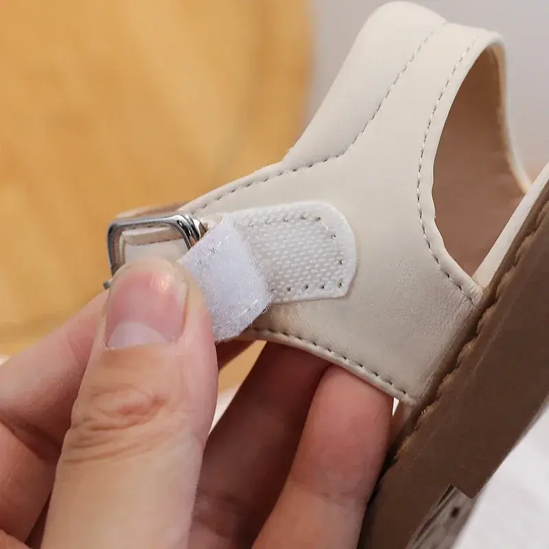 Children Flats Sandals Solid Color Trendy 2025 New Kids Roman Sandals Hollowed-out Fashion Boys Girls Beach Shoes Non-slip Soft
