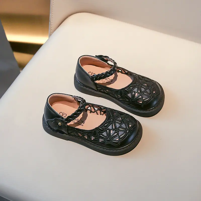 2025 New Girls Princess Leather Shoes Summer Hollow-out Kids Flat Shoes Fashion Solid Color Sweet Children's Dance Dress Shoes