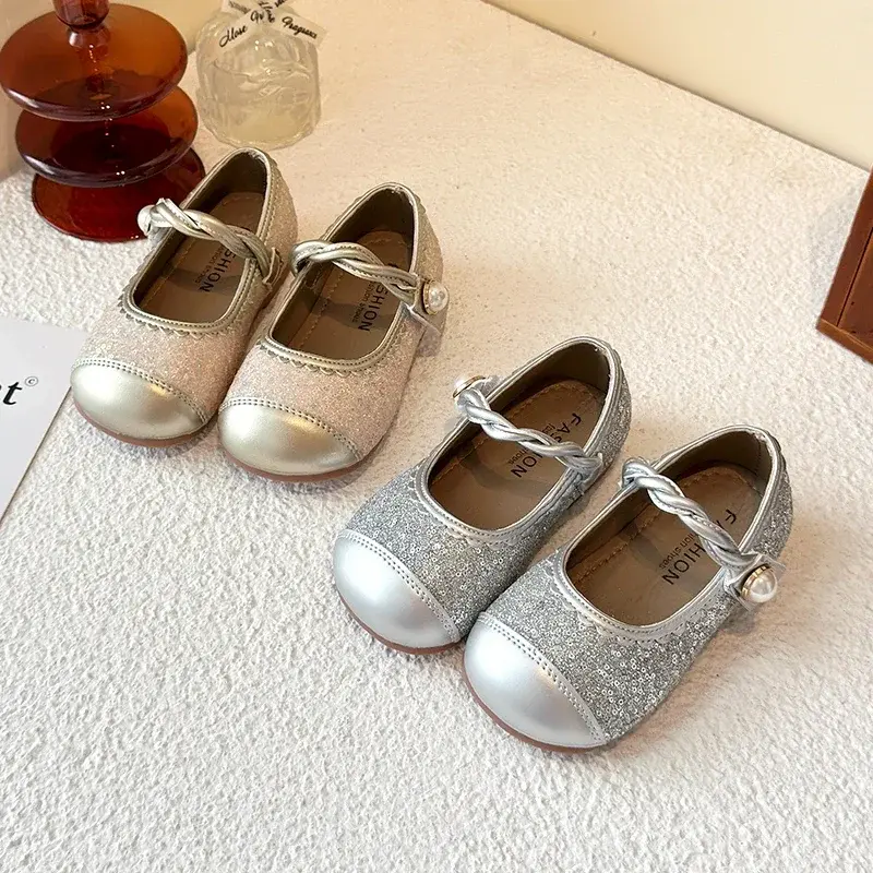 Girls Princess Shoes Soft Sole Non-slip 2025 New Kids Flat Shoes Shiny Sequins Ins Trendy Girls Leather Shoes Round Toes Sweet
