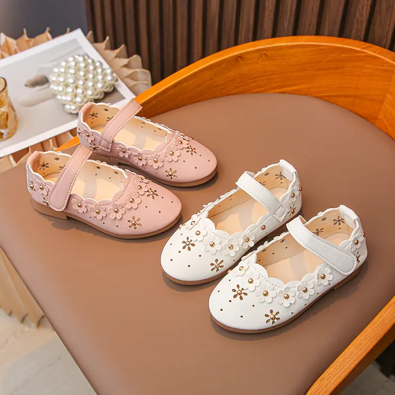 Spring Autumn Little Girl Leather Shoes Sweet Flower Children's Flats Wedding Party Kids Causal Ballet Shoes Soft Versatile New