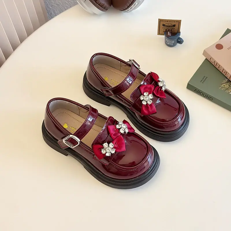 Girls Flats MaryJanes Round Toes Sweet Bows Kids Princess Shoes Black Glossy 2025 Summer New Children Leather Shoes Soft Sole