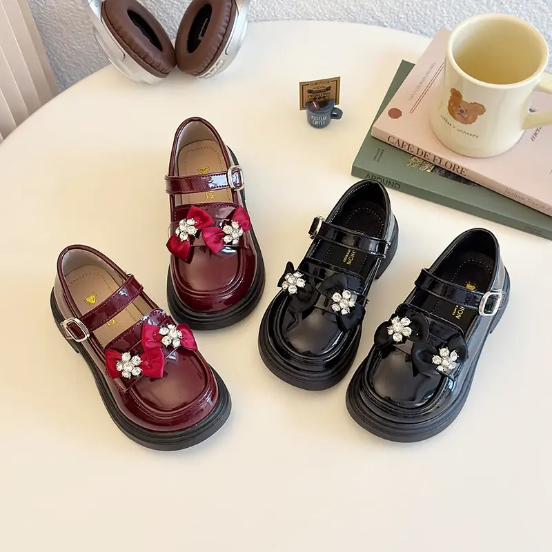 Girls Flats MaryJanes Round Toes Sweet Bows Kids Princess Shoes Black Glossy 2025 Summer New Children Leather Shoes Soft Sole
