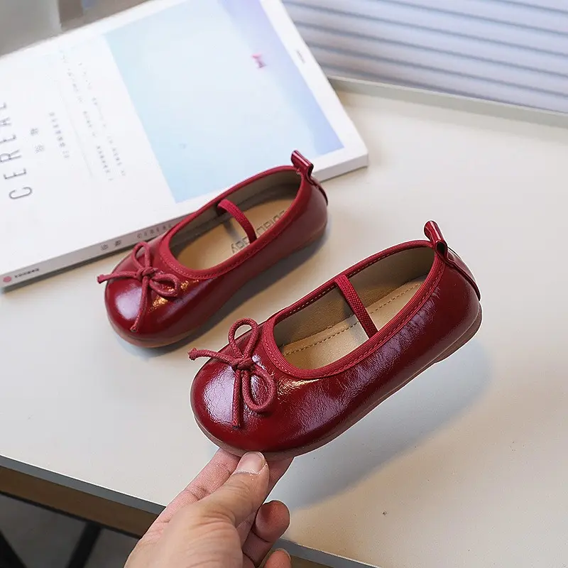2025 Trend New Little Girl Leather Shoes Red Ballet Versatile Children's Flats Round-toe Bowknot Kids Princess Loafers Non-slip