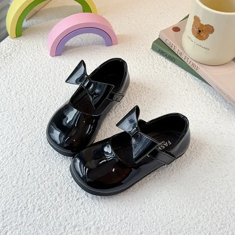 Kids Princess Shoes Solid Color Versatile Girls Flat Shoes Sweet Bows 2025 New Children Leather Shoes Round Toes Ins Trendy