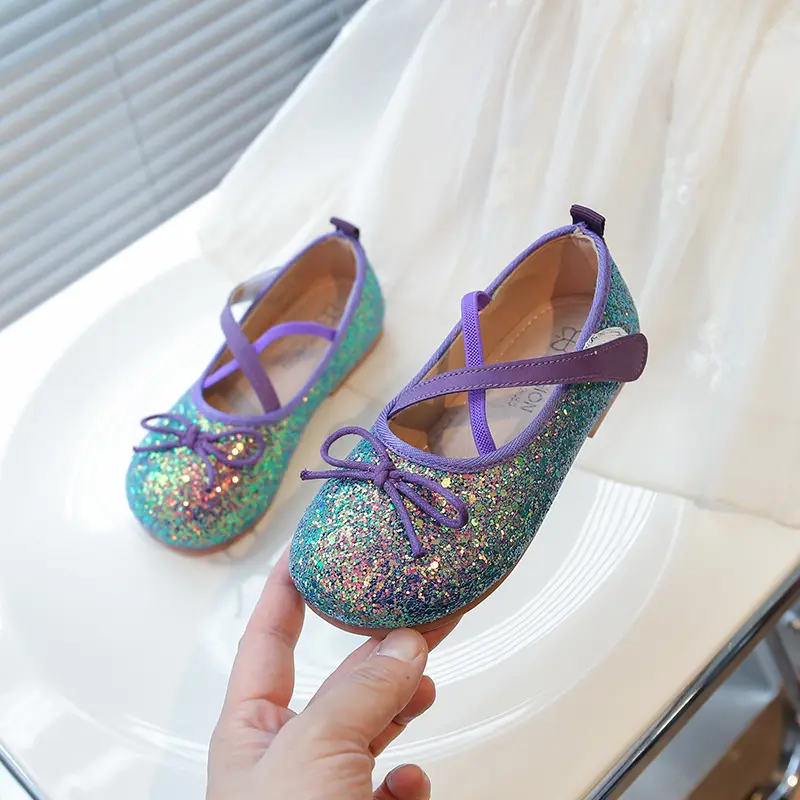 2025 New Girls Ballet Shoes Fashion Sequins Kids Leather Shoe Princess Dance Versatile Soft Soled Children's Flats Spring Autumn