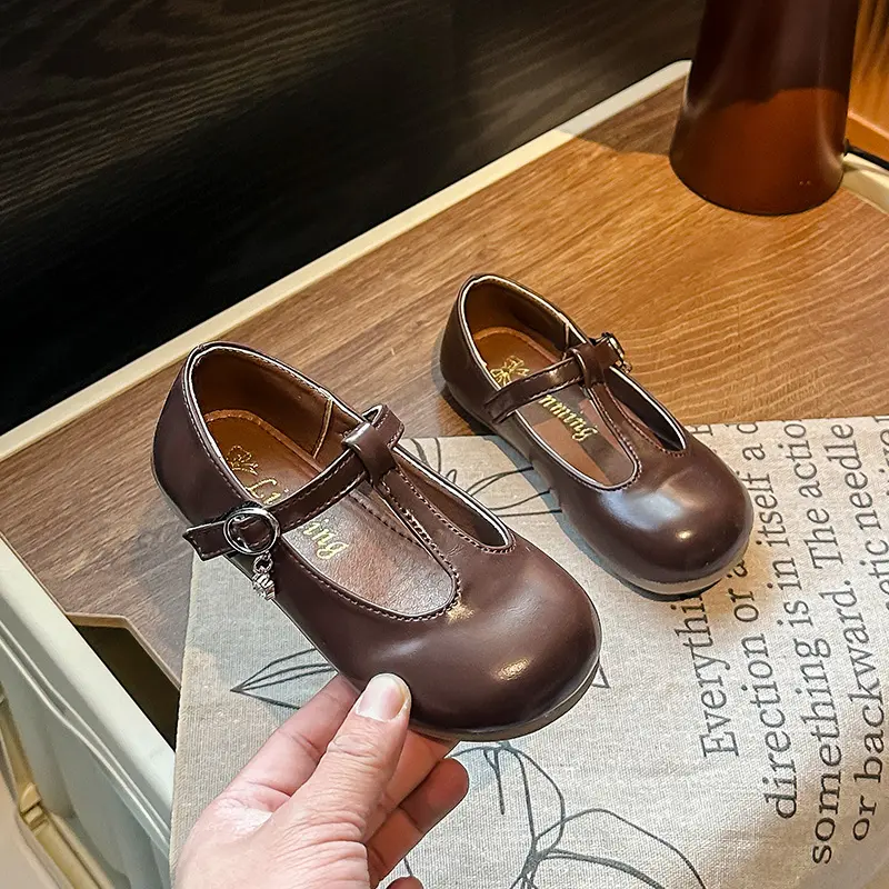 Spring Autumn Retro Children's Leather Shoes 2025 Fashion New Girls Causal Flat Shoes T-strap Hollow-out Kids Shoes Soft Bottom