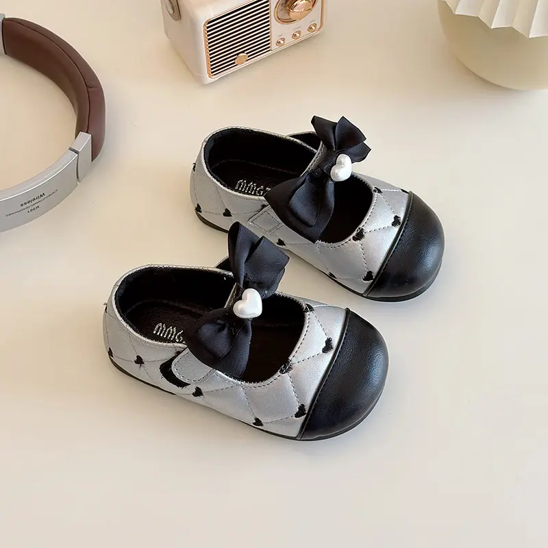 2025 Spring New Children Leather Shoes for Girls Fashion Korean Style Soft Sole Non-slip Sweet Love Baby Walking Anti-kick Shoes