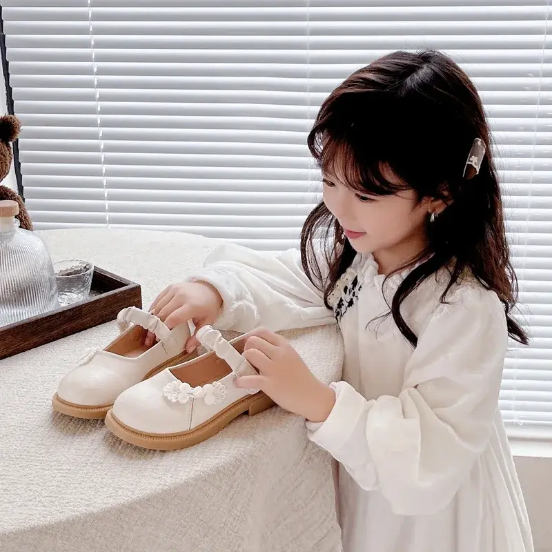 Girls Leather Shoes Chinese Style 2025 Spring Autumn Kids Flat Shoes Pu Pleated Round Toes Girls Princess Shoes Sweet Ins Trendy