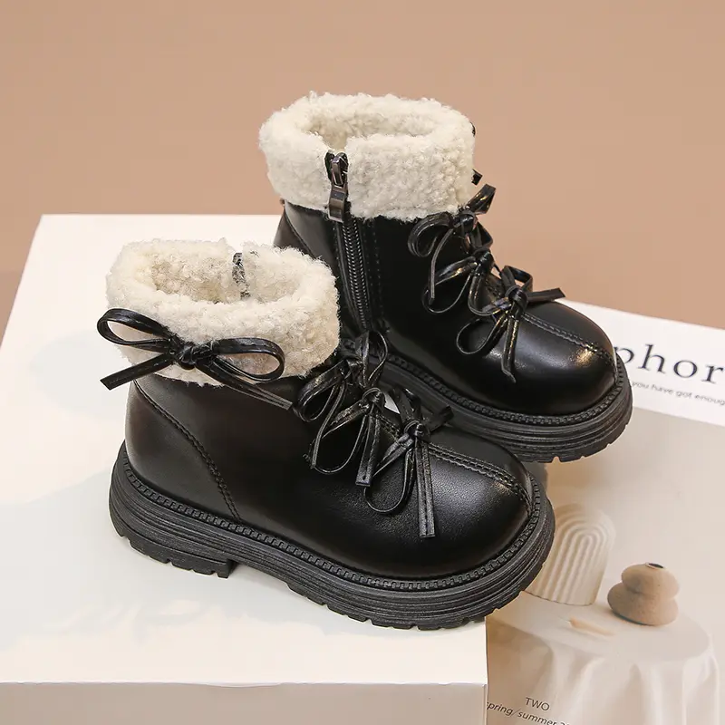 Girls Princess Boots Suede for Winter Kids Short Boots Simple Bows 2025 Brand New Children Leather Boots Round Toes Side Zipper