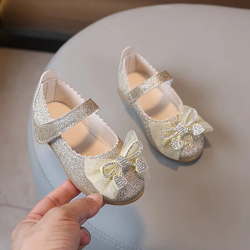 2025 New Girls Leather Shoes Sequins Children's Flats Fashion Princess Catwalk Causal Kids Wedding Party Shoes Spring Autumn