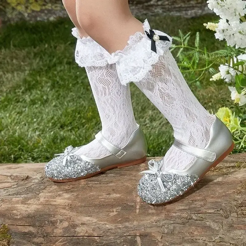 Girls Dance Shoes Shiny Sequins Kids Princess Shoes Round Toes Sweet 2025 New Children Flat Shoes Simple Bows Wedding Non-slip