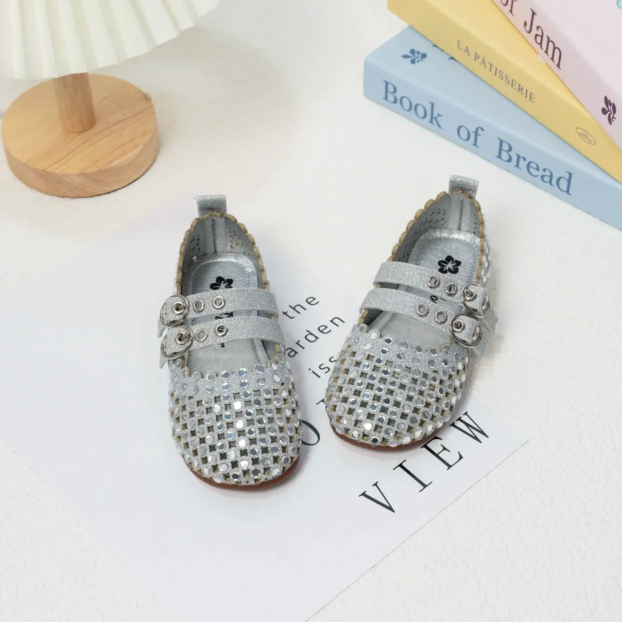 Girls Leather Shoes Shiny Crystal Cut-outs Children Flat Shoes Soft Sole 2025 Summer New Kids Princess Dance Shoes Sweet Cute