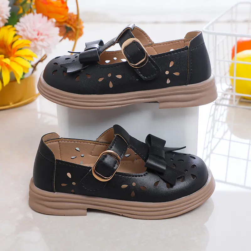 2025 New Girls Mary Jane Shoes Korean Style Soft-Sole Breathable Loafers Little Girl British Princess Bow Shoes Cut-outs T-strap