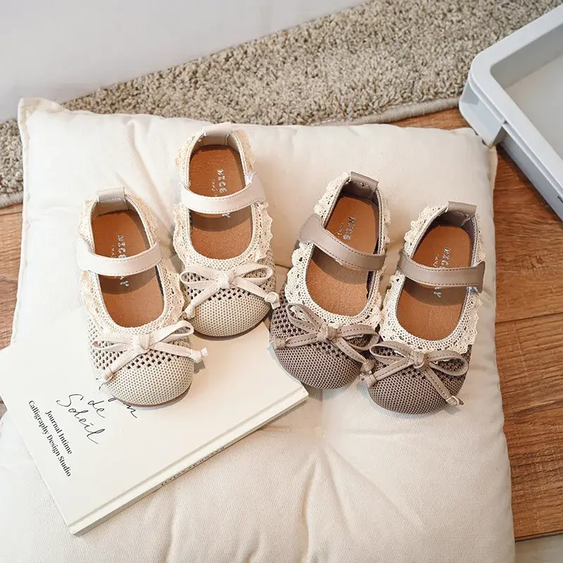 2025 Children Leather Shoes for Girls Spring Autumn New Fashion Korean Style Soft Sole Anti-slippery Princess Lace Cut-outs Shoe