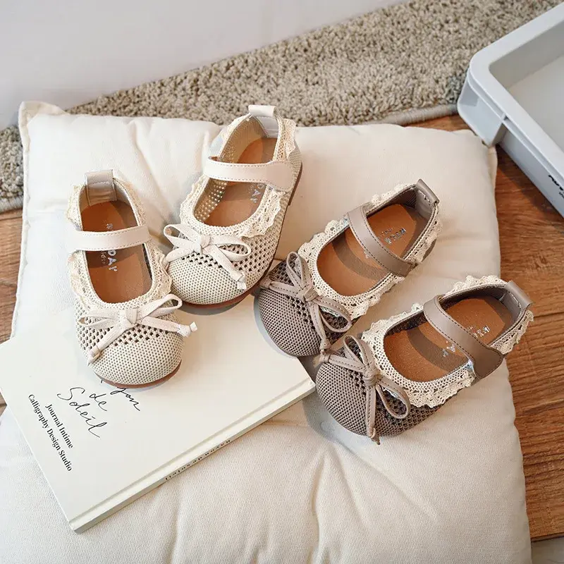 2025 Children Leather Shoes for Girls Spring Autumn New Fashion Korean Style Soft Sole Anti-slippery Princess Lace Cut-outs Shoe