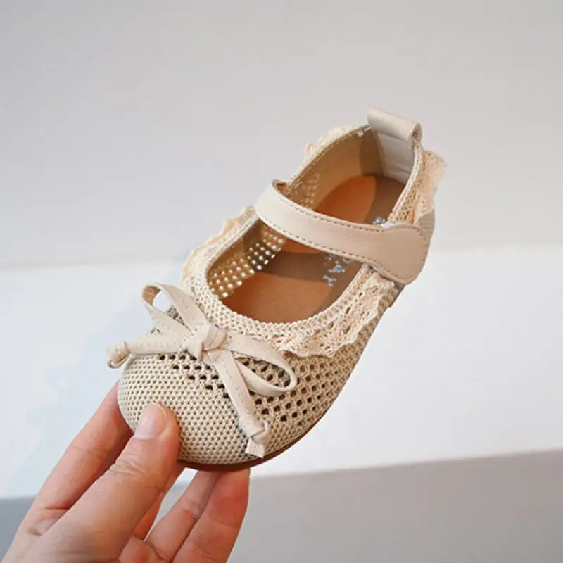 2025 Children Leather Shoes for Girls Spring Autumn New Fashion Korean Style Soft Sole Anti-slippery Princess Lace Cut-outs Shoe