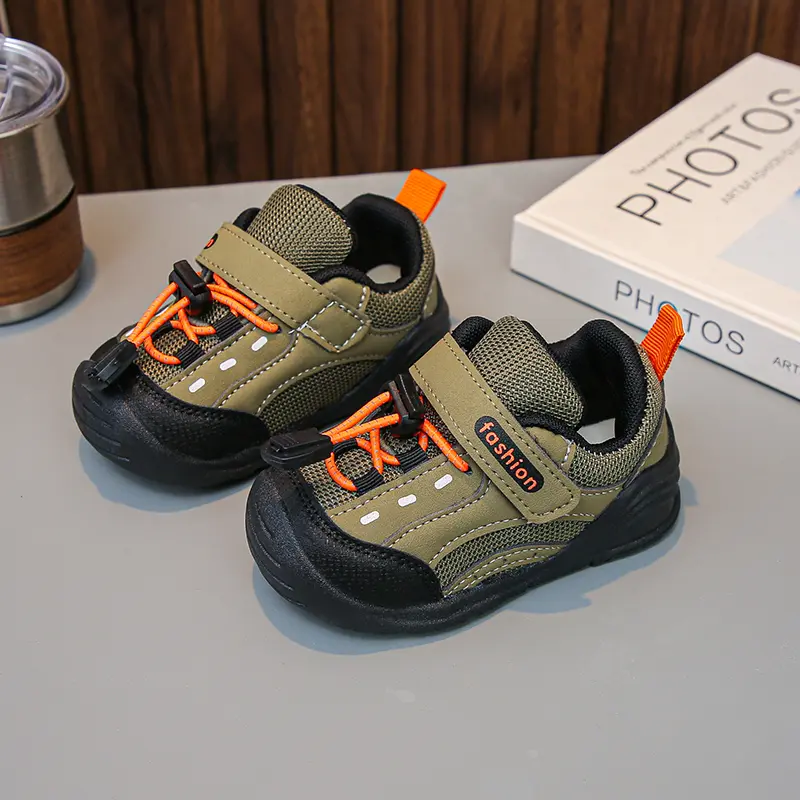 Baby Walking Shoes Handsome for Boys Sports Shoes Toes Capped Soft Bottom 2025 Autumn New Children Running Shoes Hook&loop
