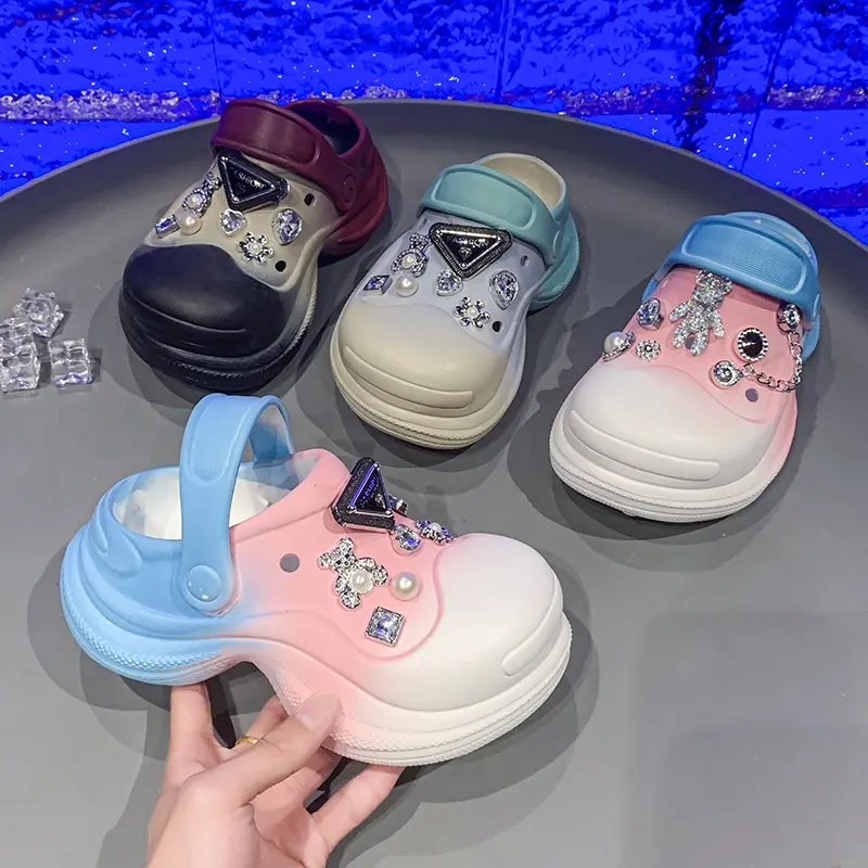 2025 Children Casual Slippers for Girls Summer New Fashion Korean Style Soft Bottom Anti-slippery Versatile Cut-outs Beach Shoes