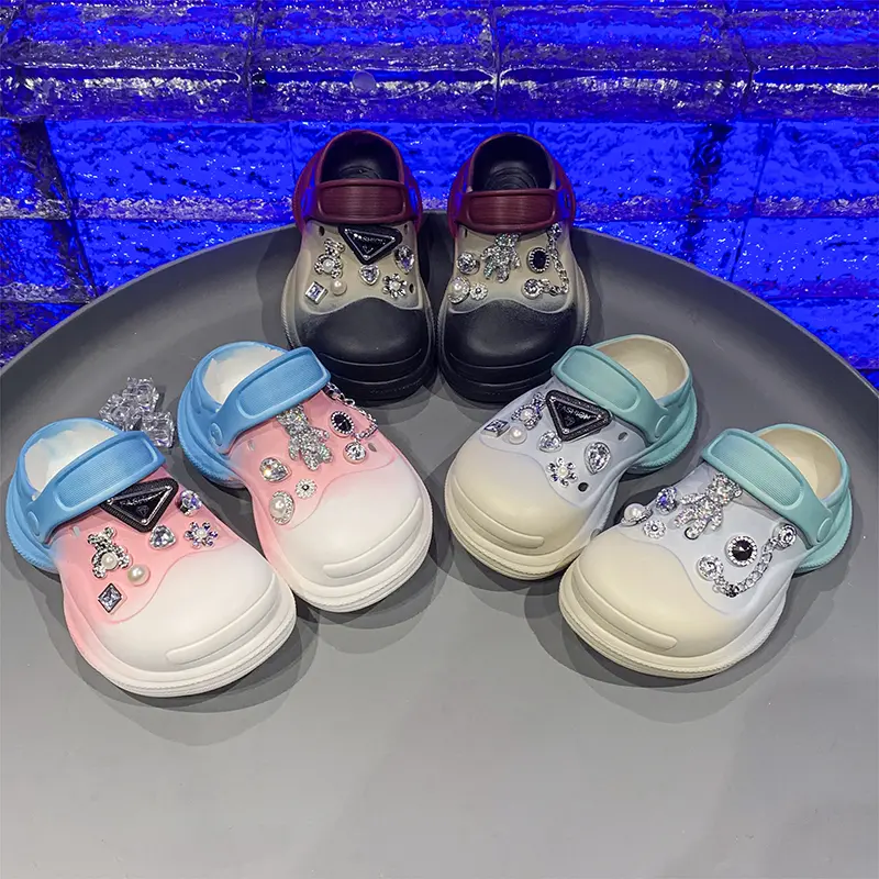 2025 Children Casual Slippers for Girls Summer New Fashion Korean Style Soft Bottom Anti-slippery Versatile Cut-outs Beach Shoes