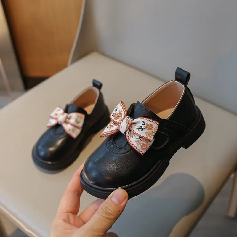 Girl School Shoes Embroider Bowknot Fashion Children Princess Shoes  Spring Autumn Versatile Kids Leather Shoe Causal Mary Janes