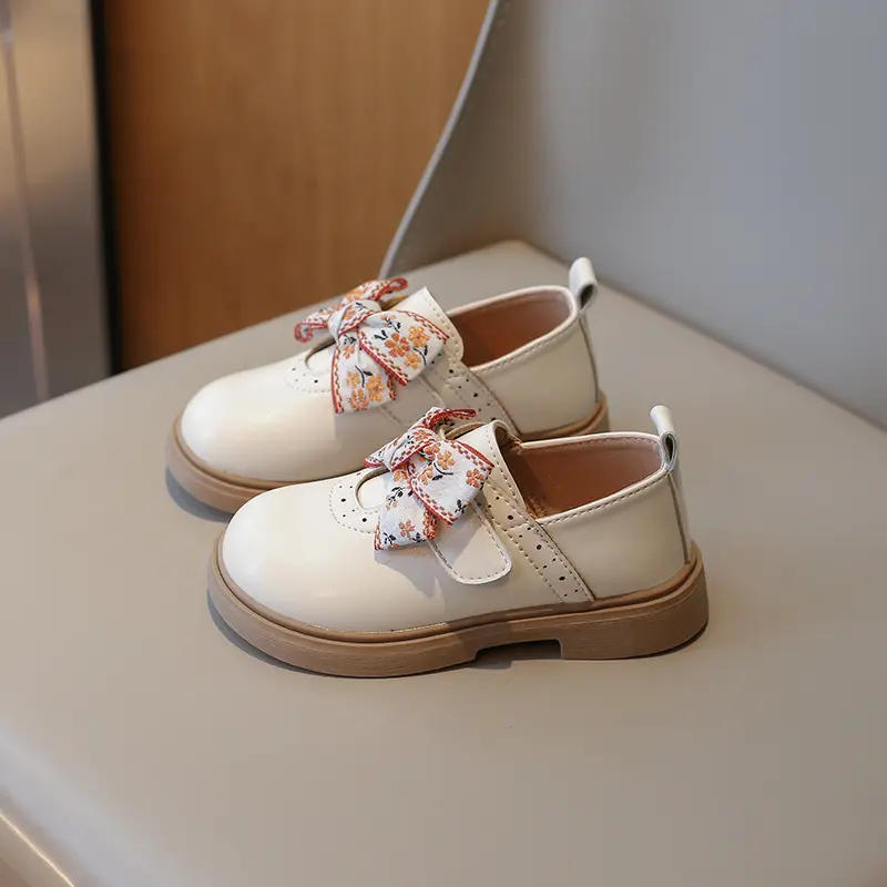 Girl School Shoes Embroider Bowknot Fashion Children Princess Shoes  Spring Autumn Versatile Kids Leather Shoe Causal Mary Janes