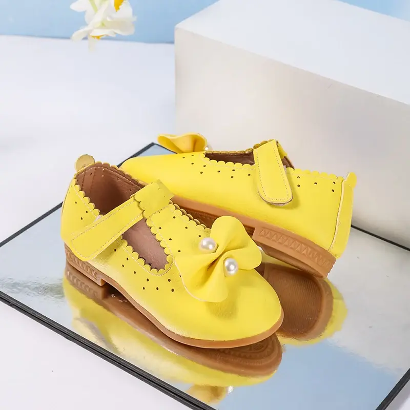 New Girls Ballet Shoes Spring Autumn Princess Kids Pearl T-strap Flats Fashion Wedding Party Children's Bowknot Leather Shoes