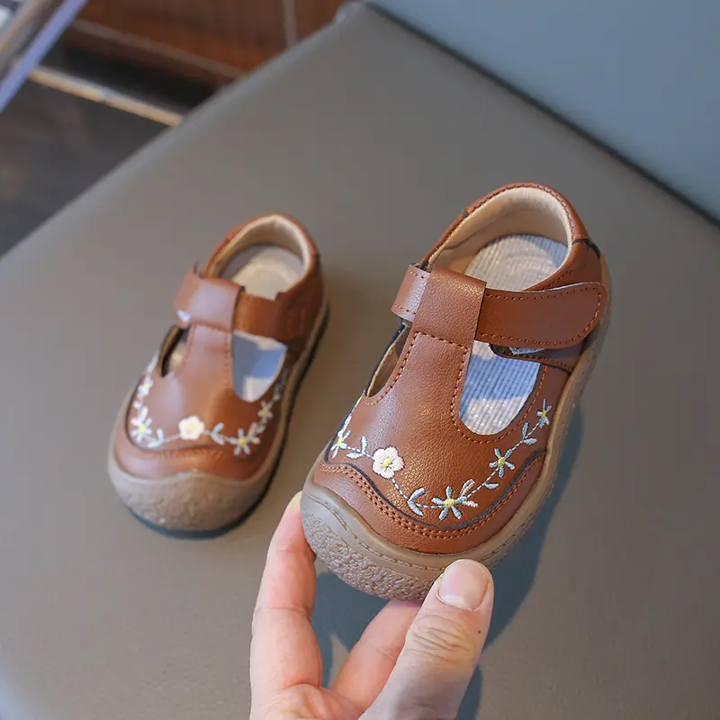 children fashion girls casual shoes T-Strap cute embroidery round-toe non-slip kids cute Princess Moccasin shoes drop shipping