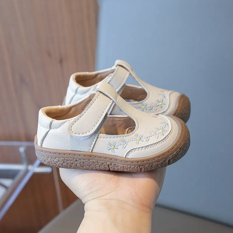 children fashion girls casual shoes T-Strap cute embroidery round-toe non-slip kids cute Princess Moccasin shoes drop shipping