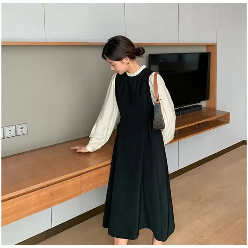 Maternity Stitching Fake Two-piece Clothes French Temperament Pregnancy Palace Sleeve Long-sleeved Dress 2024 Spring Autumn New