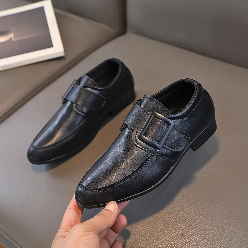 Boys Leather Shoes Black Soft Soles New Kids Fashion British Pointed Toe Buckle Classic 2023 Spring and Autumn Performance Shoes