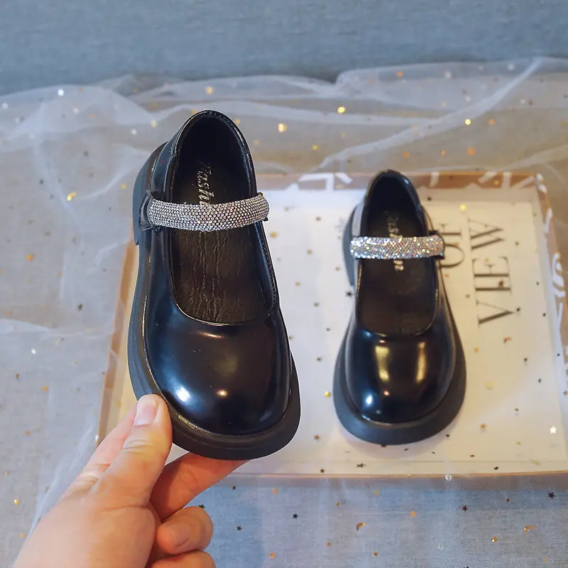 Korean Style Children's Leather Shoes 2023 Spring New Fashion Kids Glossy Shallow Rhinestone Girls Performance School Shoes PU