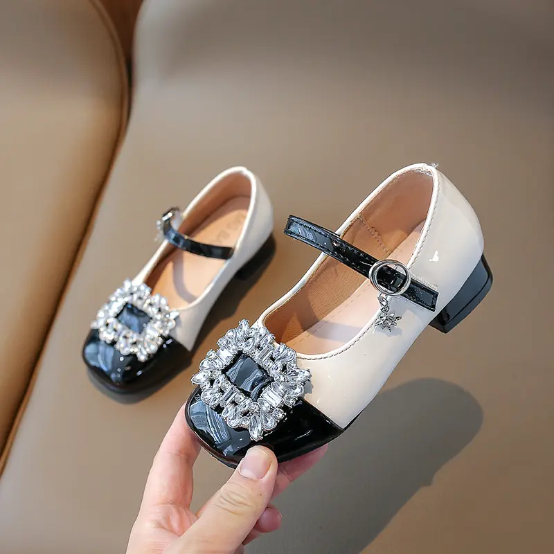 Korean Style Rhinestones Large Buckle Princess Shoes Shallow Mary Janes Hook & Loop Children's Fashion Party Wedding Shoes Flat