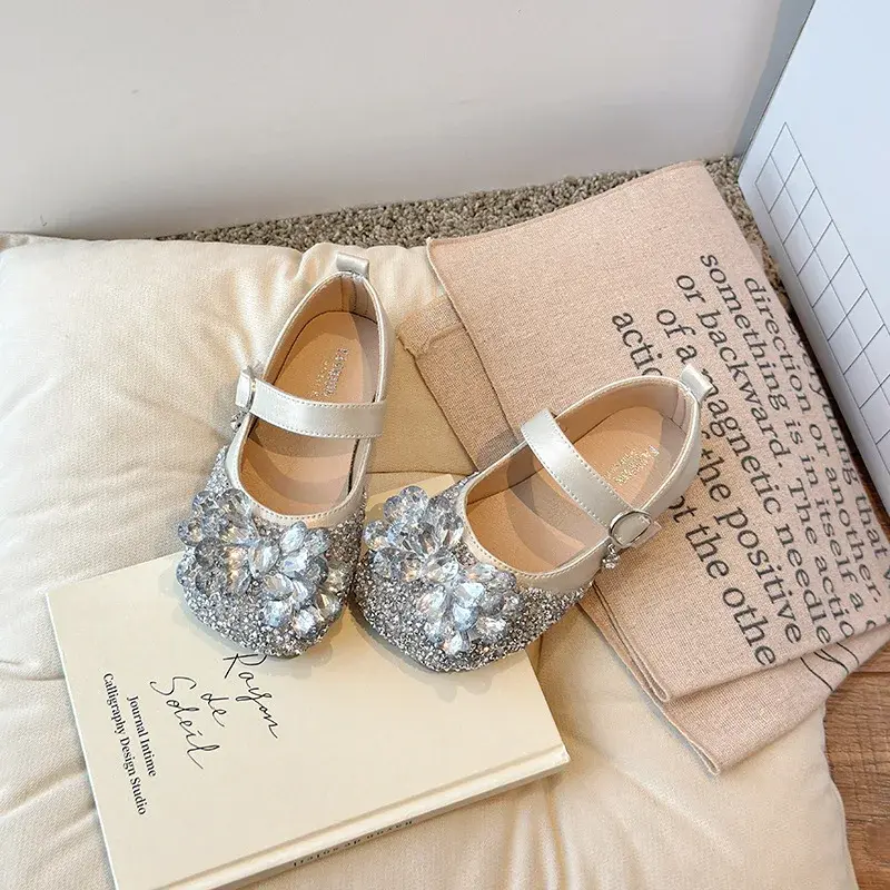 Kids Luxury Shoes Girls Fashion Rhinestone Leather Shoes Spring Autumn New Elegant Children Princess Shoes for Wedding Party