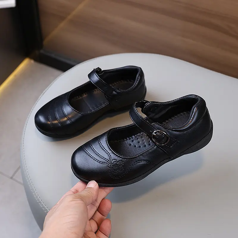New Girls Princess Leather Shoes Black School Versatile Children Uniform Flat Shoes Fashion Kids Embroidered Performance Shoes