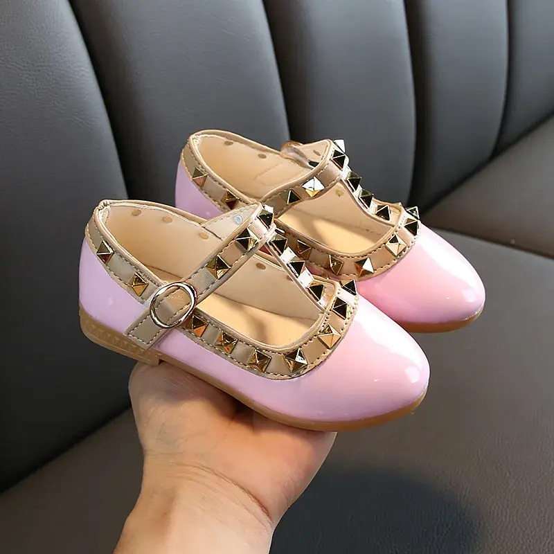 Children Leather Shoes Fashion Rivet Elegant Girl Princess Shoes Shallow Versatile Kids Causal Trend Flat Shoes Non-slip Classic