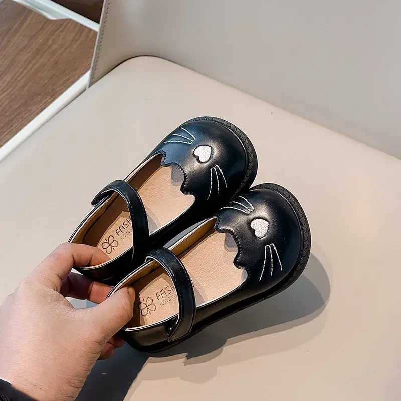 2025 New Little Girl Leather Shoes Cute Cat Embroidered Children's Flats Fashion Soft Spring Autumn Kids Causal Princess Shoes