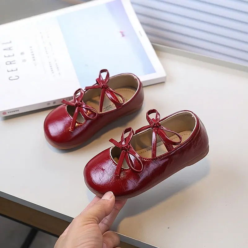 New Little Girl Simple Loafers Spring Autumn Trend Kids Causal Leather Shoes Red Versatile Bowknot Children Fashion Ballet Flats