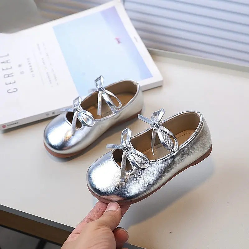 New Little Girl Simple Loafers Spring Autumn Trend Kids Causal Leather Shoes Red Versatile Bowknot Children Fashion Ballet Flats