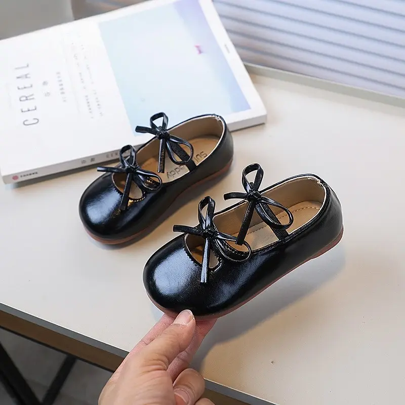 New Little Girl Simple Loafers Spring Autumn Trend Kids Causal Leather Shoes Red Versatile Bowknot Children Fashion Ballet Flats