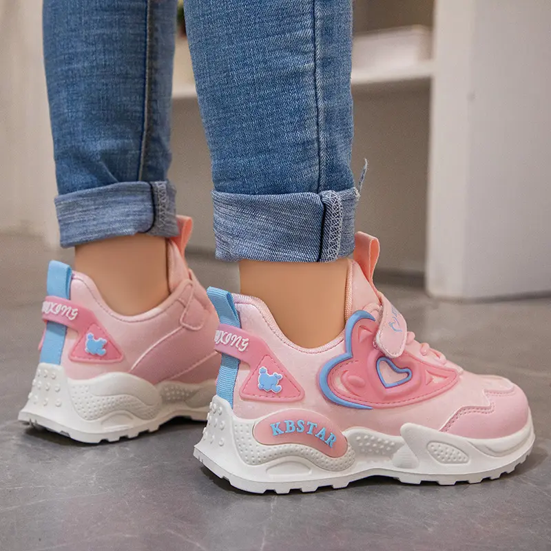 Children's Running Shoes Girls Sneakers Fashion Classic Hot Sale Kids School Casual Sports Shoes Anti-skid Pink with Love Heart
