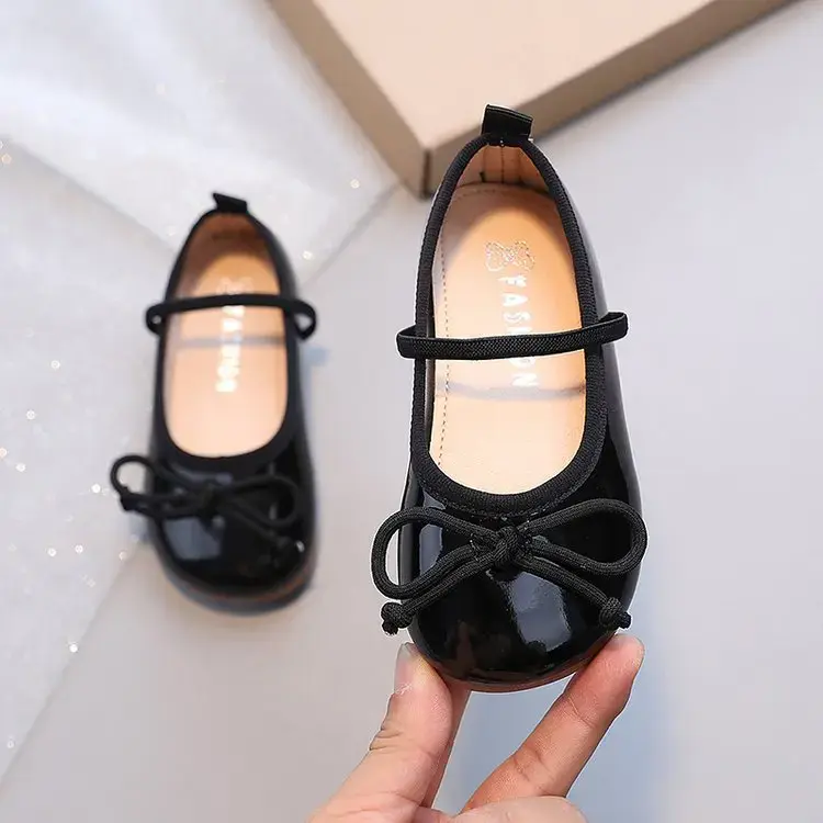 Girls' Leather Shoes 2024 Spring/Autumn Kids Flats with Simple Lacing Bow Round Toe Soft Sole Colored Princess Shoes for Show
