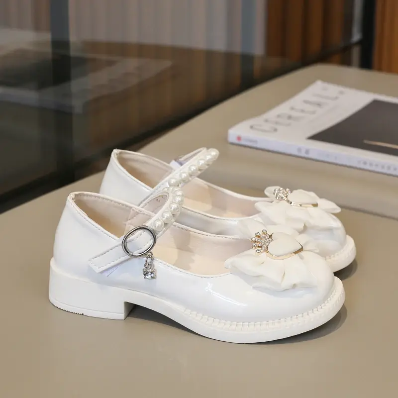Sweet Children Princess Shoes 2024 Elegant Love Crown Bowknot Kids Leather Shoe Fashion Chic Girls Pearl Single Shoes Mary Janes
