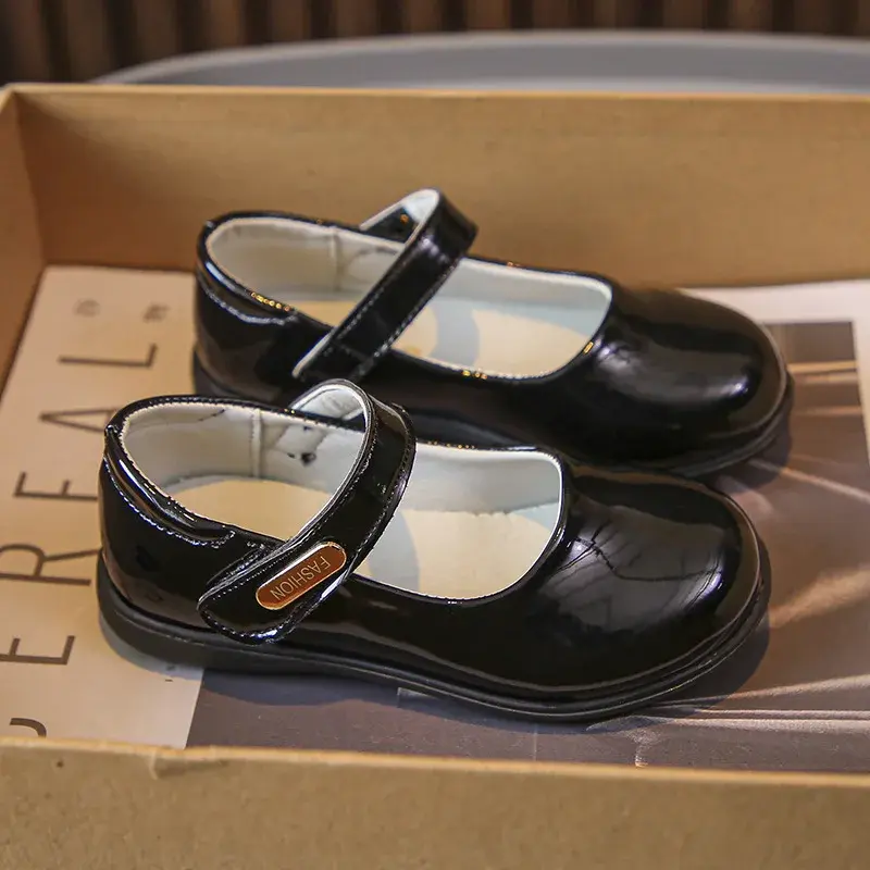 Girls Leather Shoes for Party Wedding Soft Black Kids UK Uniform School Shoes Simple Non-slip Children Performance Shoes 2024